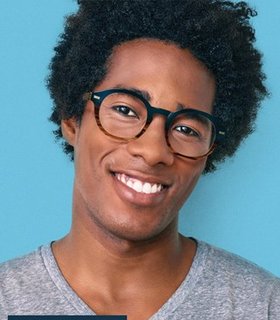 Oblong face shape example